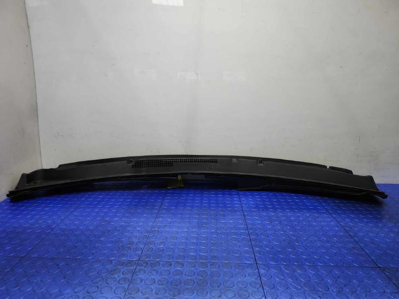 2015-2019 Subaru Outback Subaru Legacy Cowl Grille Genuine OEM 91419AL05B