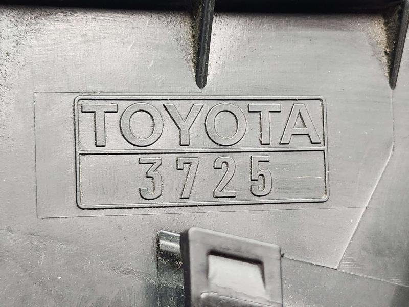 2013 Toyota Prius Air Cleaner