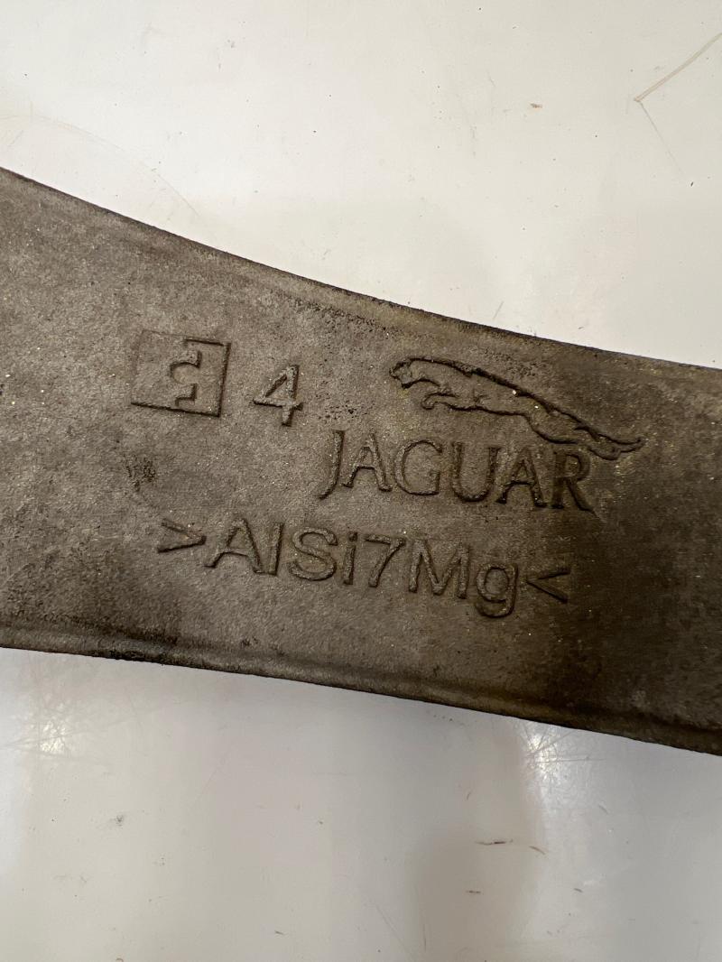 2011 Jaguar XF Spindle Knuckle Front