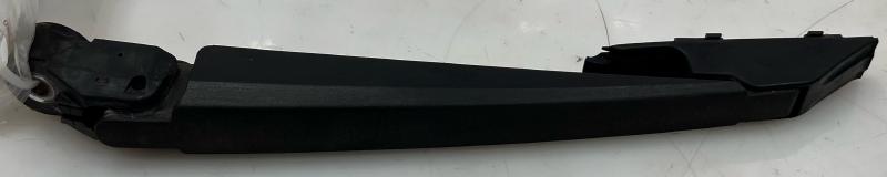 2001 - 2005 Toyota Rav4 Back Glass Wiper Arm OEM 8524142040