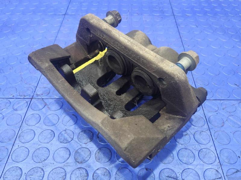2011 Ford F-250 Super Duty Caliper