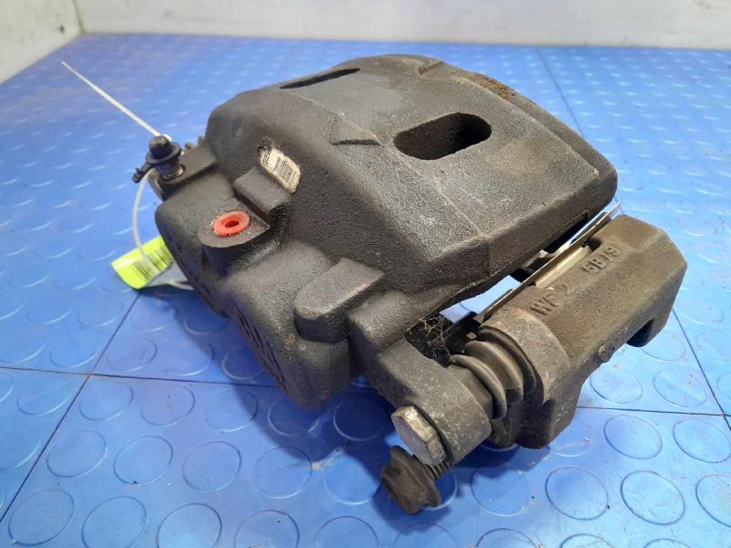 2015 Chevrolet Tahoe Caliper