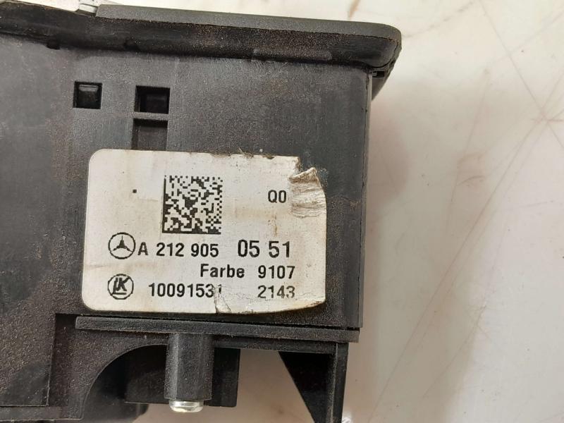 2014 - 2019 Mercedes-Benz CLA250 Headlight Switch Assembly OEM 21290505519107