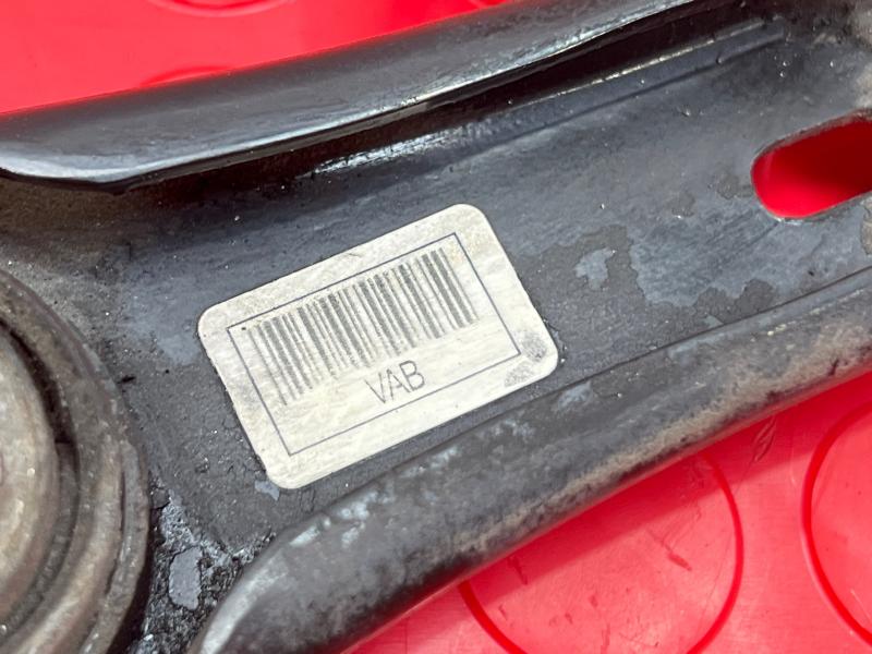 2012 Volvo XC60 Lower Control Arm Rr