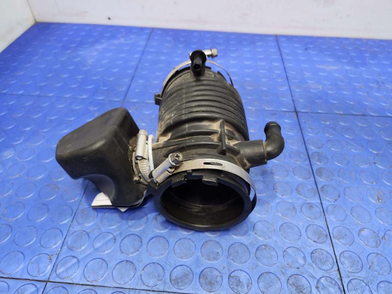 2016 Kia Sedona Air Intake Tube/Resonator