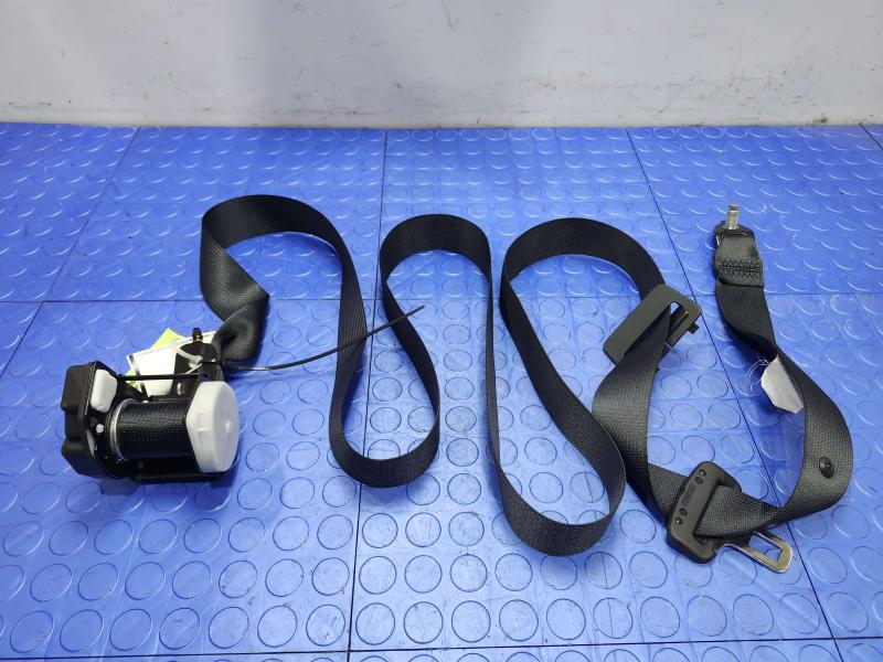 2015 Infiniti Q50 Rear Seat Belt