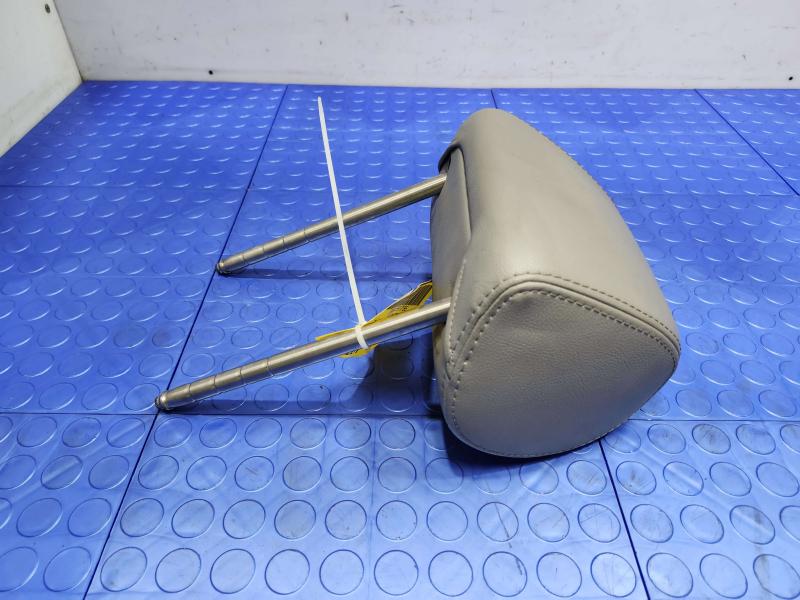 2005 Volkswagen Jetta Headrest