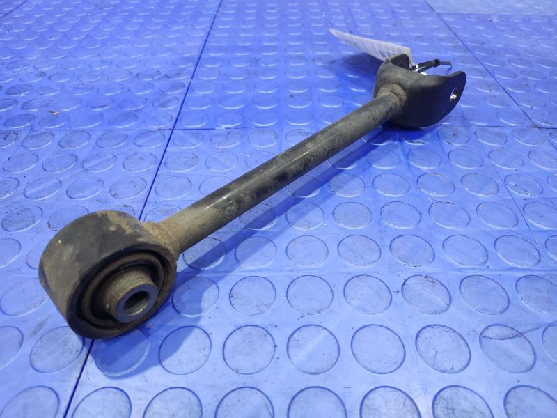 2017 Toyota Prius Lower Control Arm Rr