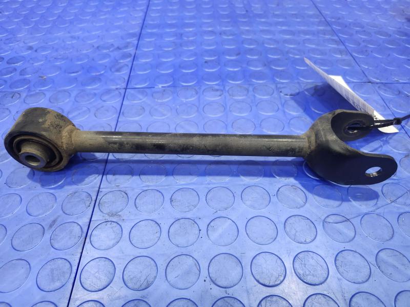 2017 Toyota Prius Lower Control Arm Rr