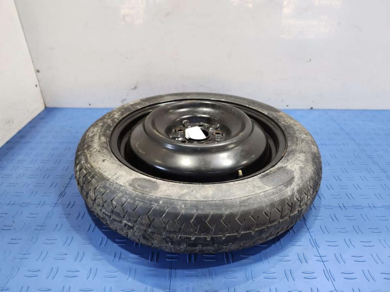 2013 Toyota Camry Wheel