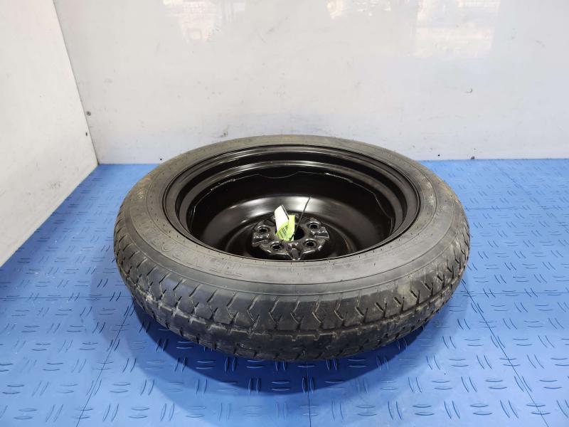 2013 Toyota Camry Wheel