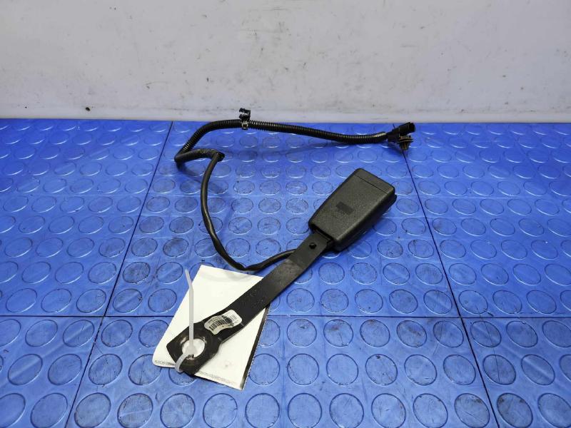 2015 Subaru Legacy Front Seat Belt