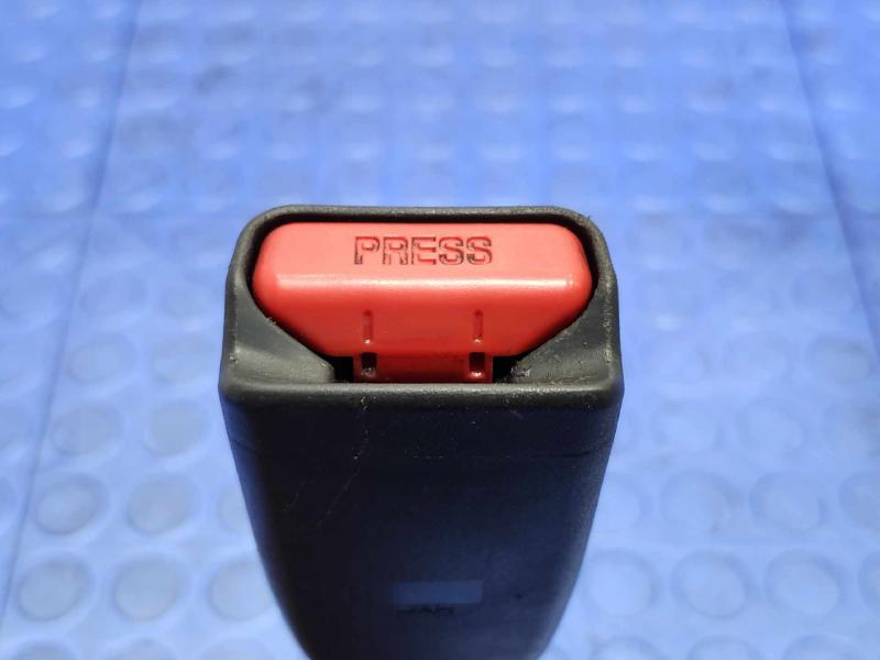 2015 Subaru Legacy Front Seat Belt