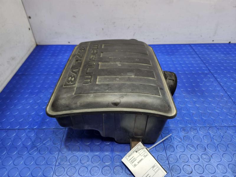 2002 Dodge Ram 1500 Air Intake Tube/Resonator