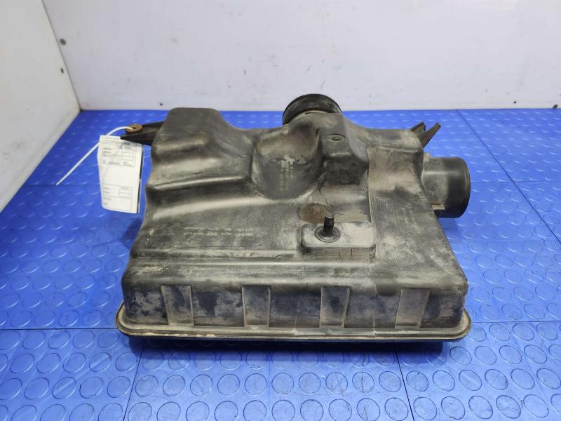 2002 Dodge Ram 1500 Air Intake Tube/Resonator