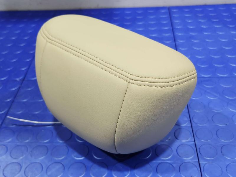 2015 Nissan Murano Headrest