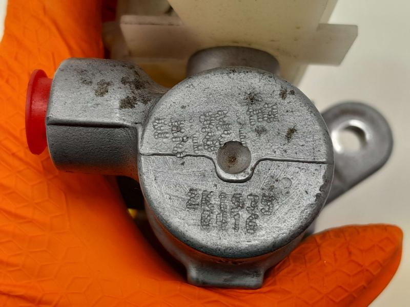 2012 Honda Civic Master Cylinder