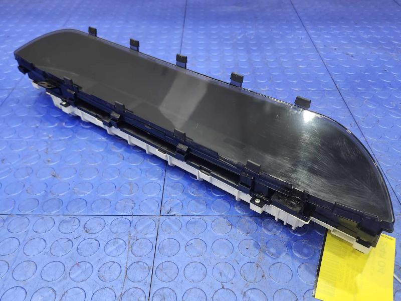 2016 Toyota Prius Combination Meter Instrument Cluster Speedometer OEM 83800-47L21