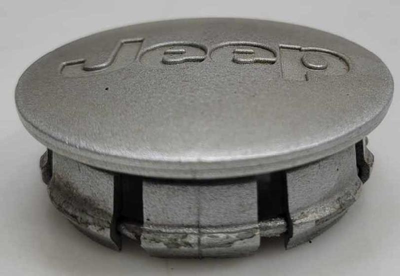 2009 Jeep Grand Cherokee Center Cap