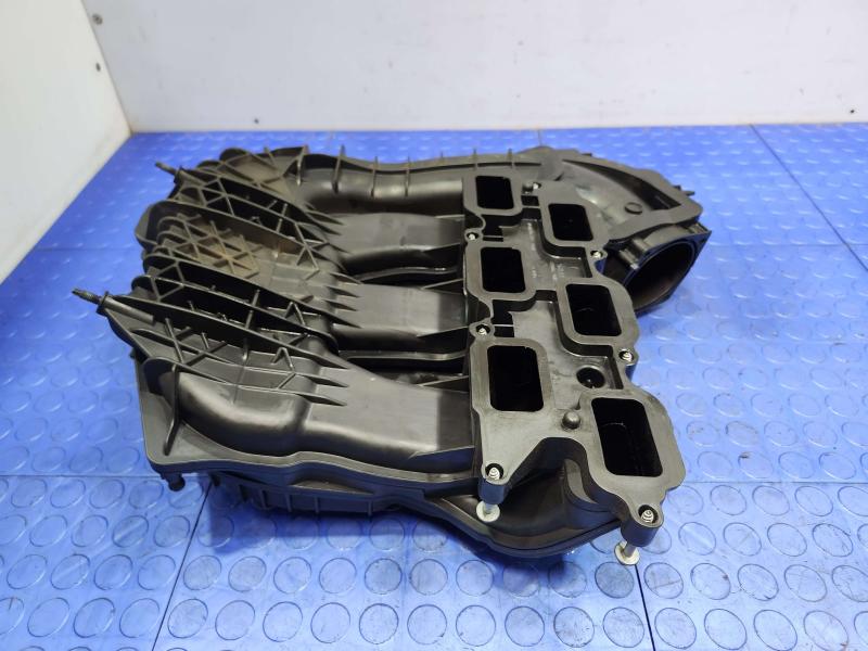 2012 Dodge Grand Caravan Intake Manifold