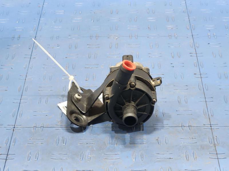 2016 Volkswagen Golf Coolant Pump