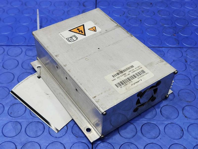 2015 Ford F-150 Converter/Inverter/Charger