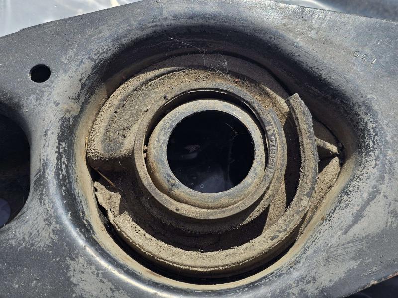 2013 Chrysler 300 Lower Control Arm Rr