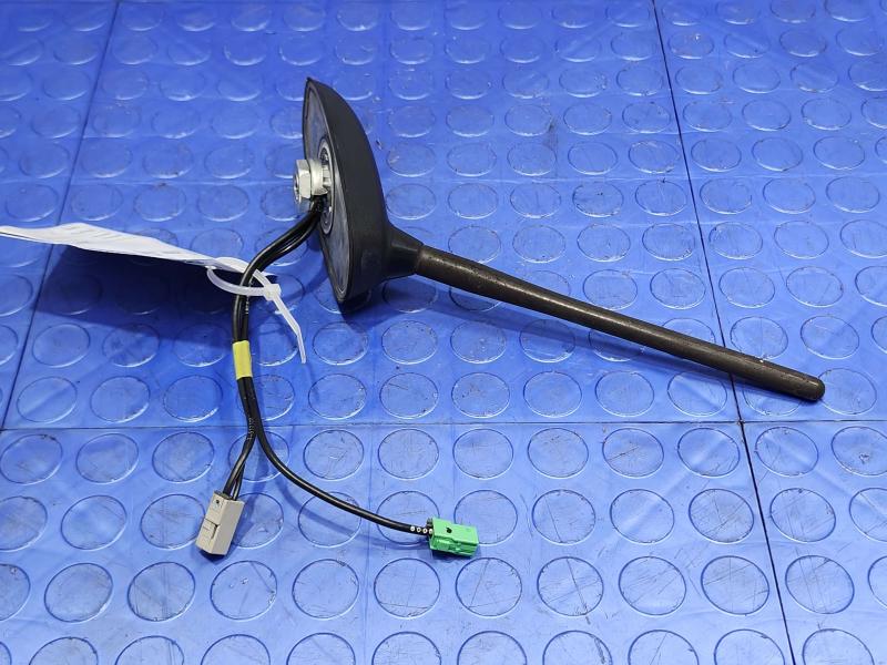 2016 Nissan Rogue Antenna