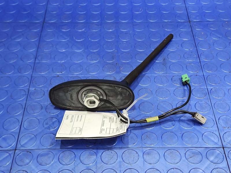 2016 Nissan Rogue Antenna