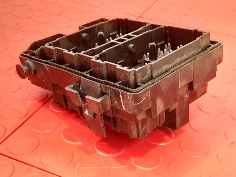 2008 Chevrolet Silverado 1500 Cabin Fuse Box