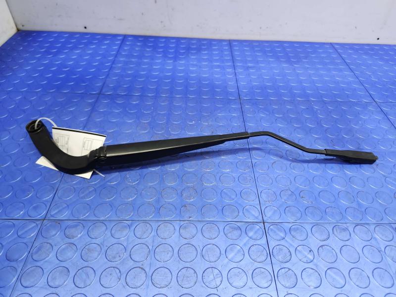2020 Ford Mustang Wiper Arm