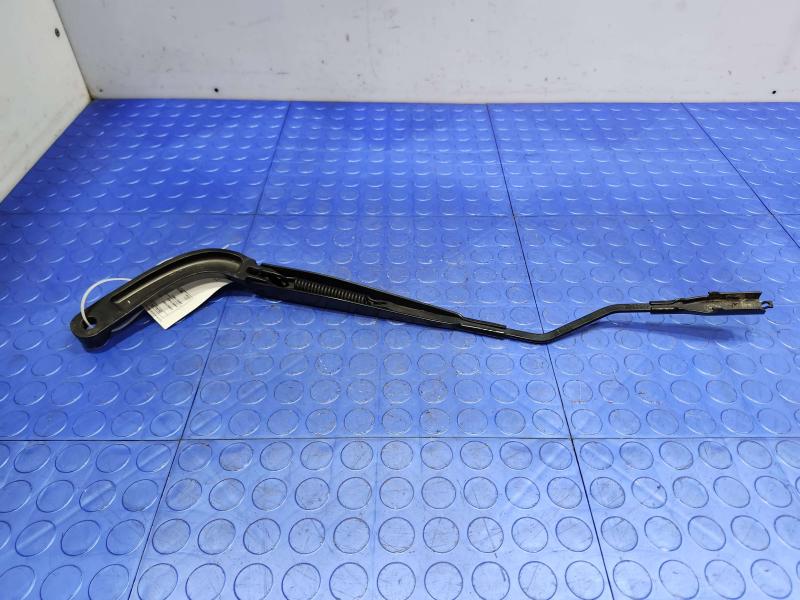 2020 Ford Mustang Wiper Arm