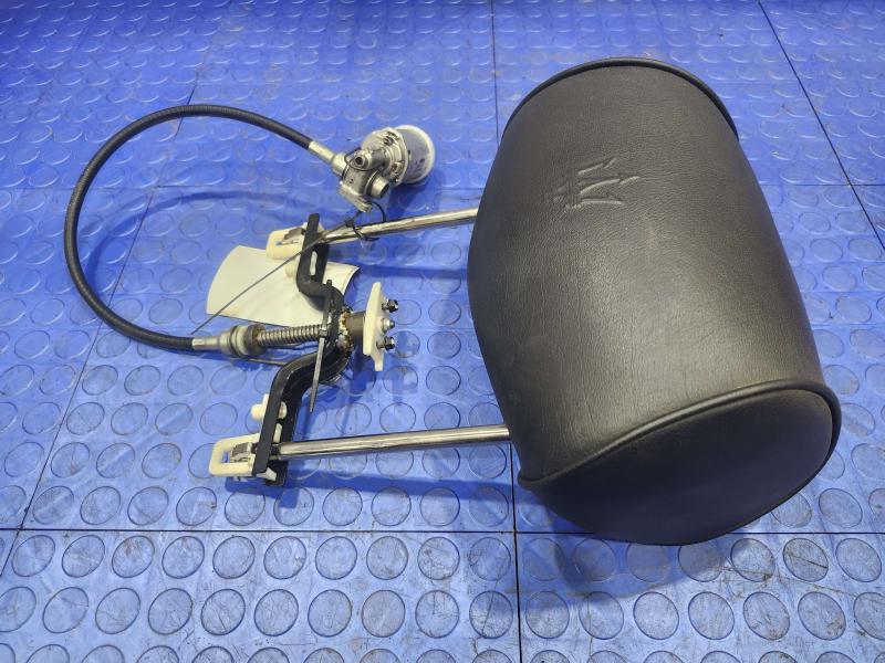 2011 Maserati Quattroporte Headrest