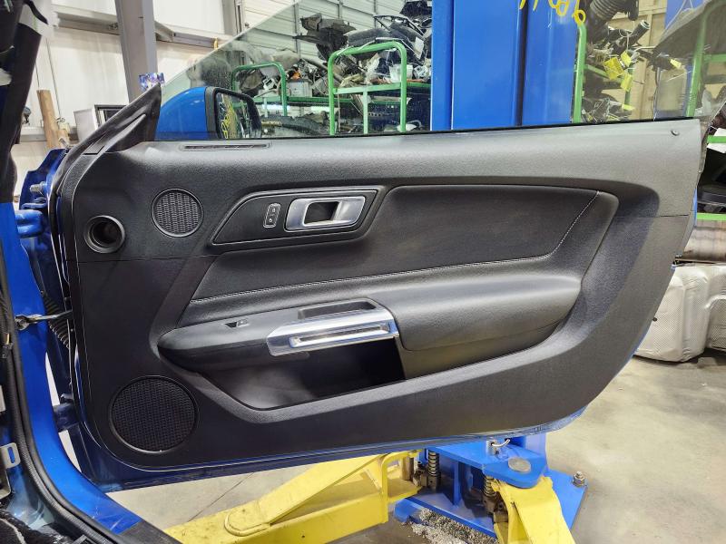 2020 Ford Mustang Front Door Trim Panel