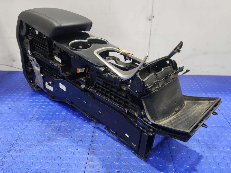 2016 Ford Edge Front Console