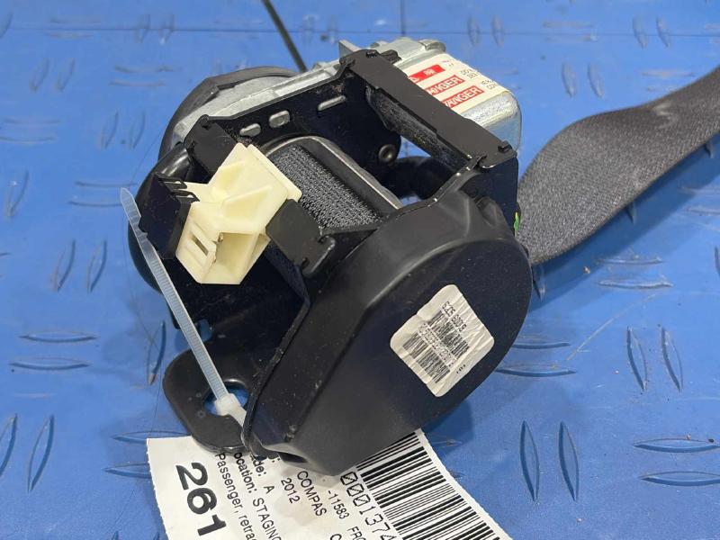 2012 Jeep Compass Front Seat Belt