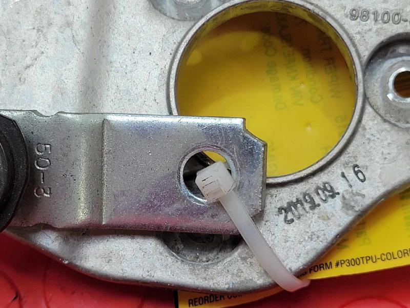 2018-2021 Kia Stinger Windshield Wiper Linkage Transmission OEM Part 98120J5000