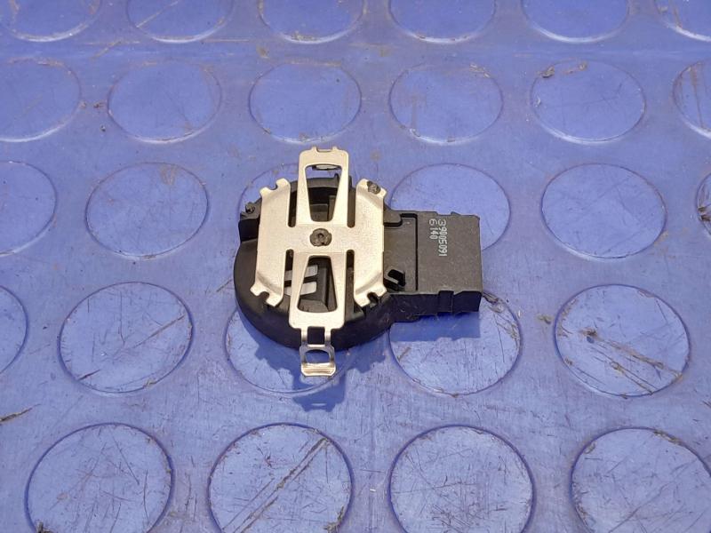 2017-2023 GMC Acadia Humidity and Windshield Temperature Sensor OEM 39005091