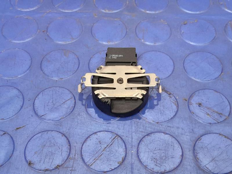 2017-2023 GMC Acadia Humidity and Windshield Temperature Sensor OEM 39005091