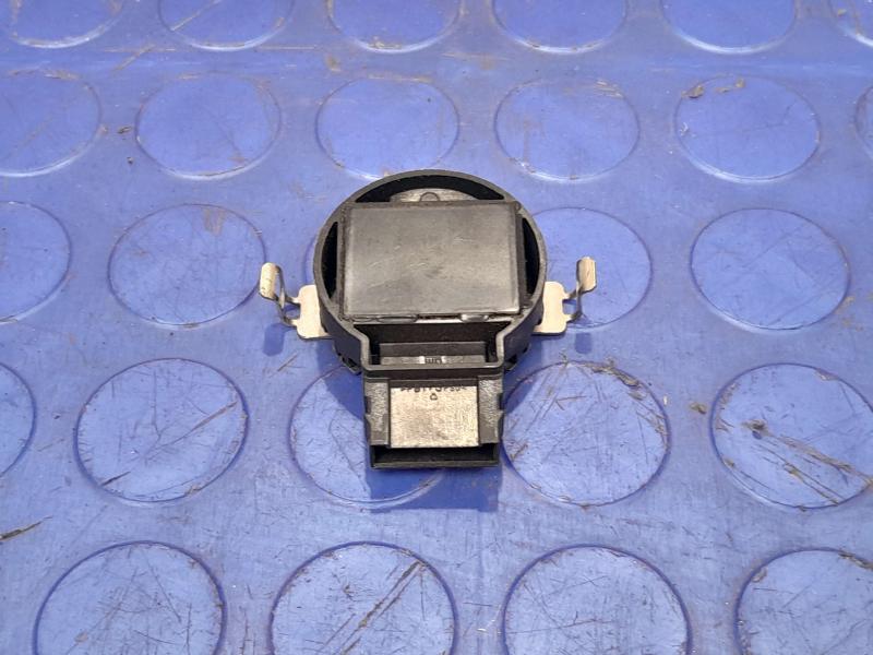 2017-2023 GMC Acadia Humidity and Windshield Temperature Sensor OEM 39005091