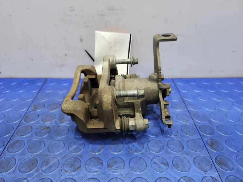 2017 Kia Niro Caliper