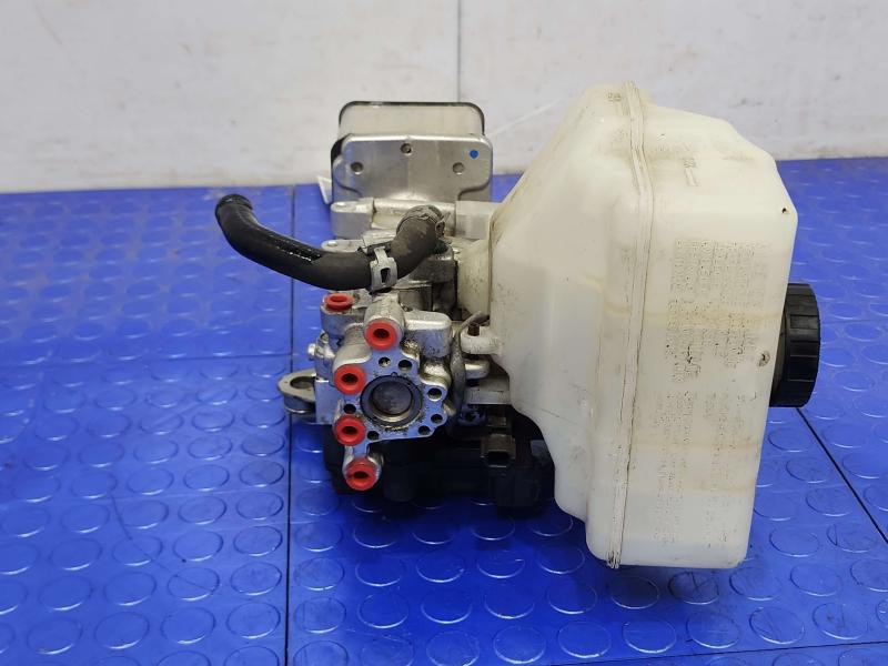 2019 Nissan Titan Master Cylinder