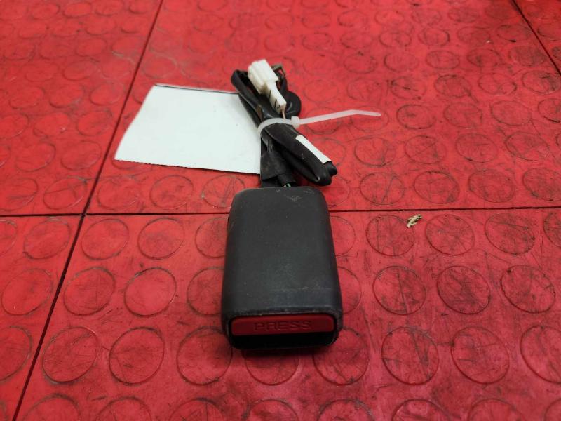 2020 Nissan Sentra Front Seat Belt