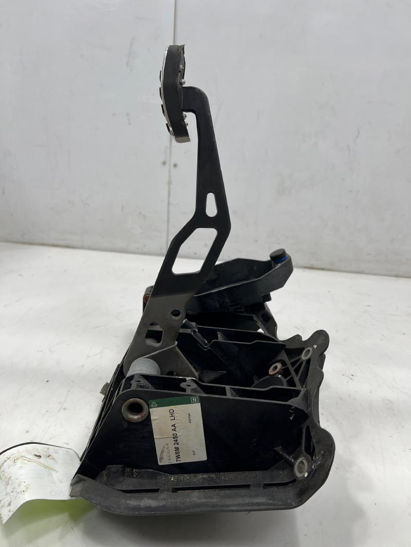 2008 Jaguar XKR Brake Pedal Assembly OEM 6W83-2467-A