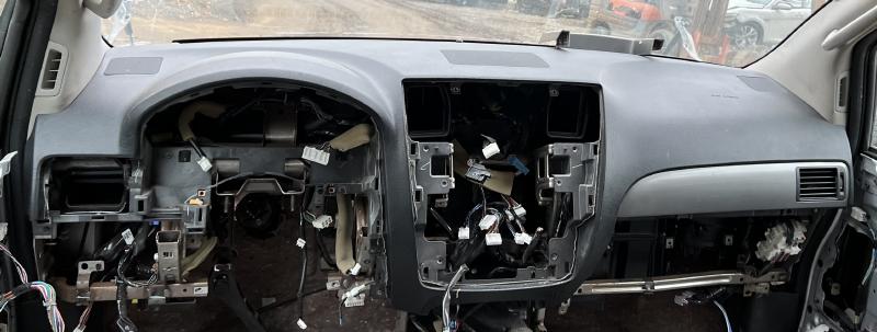 2011 Nissan Armada Dash Panel