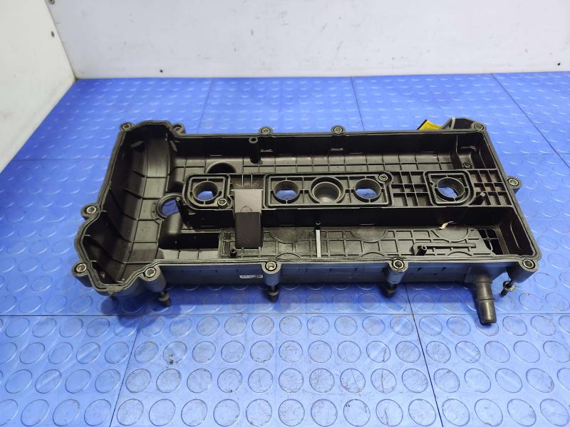 2013 Ford Fusion Valve Cover