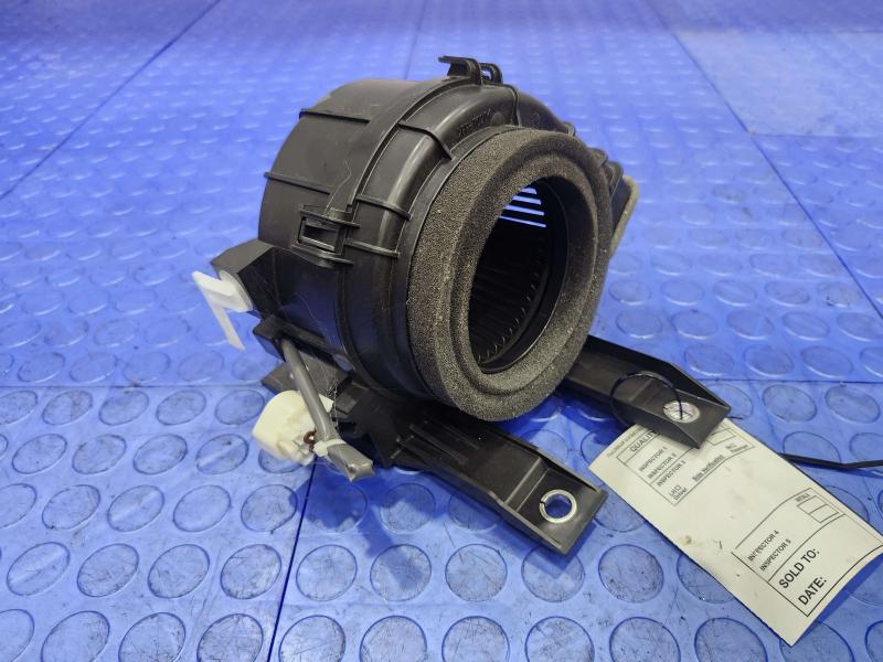 2017 Toyota Prius Blower Motor
