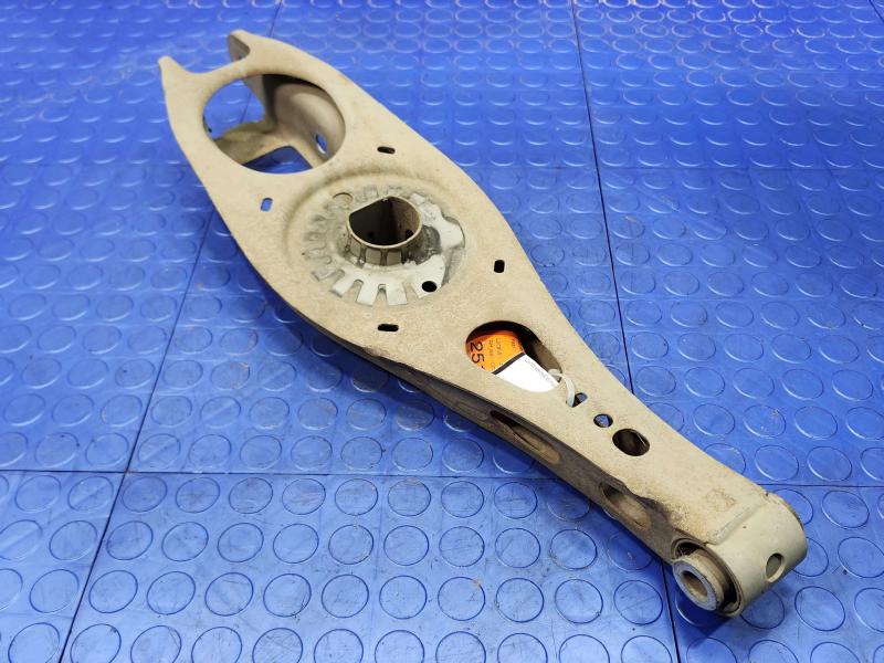 2019 GMC Terrain Lower Control Arm Rr