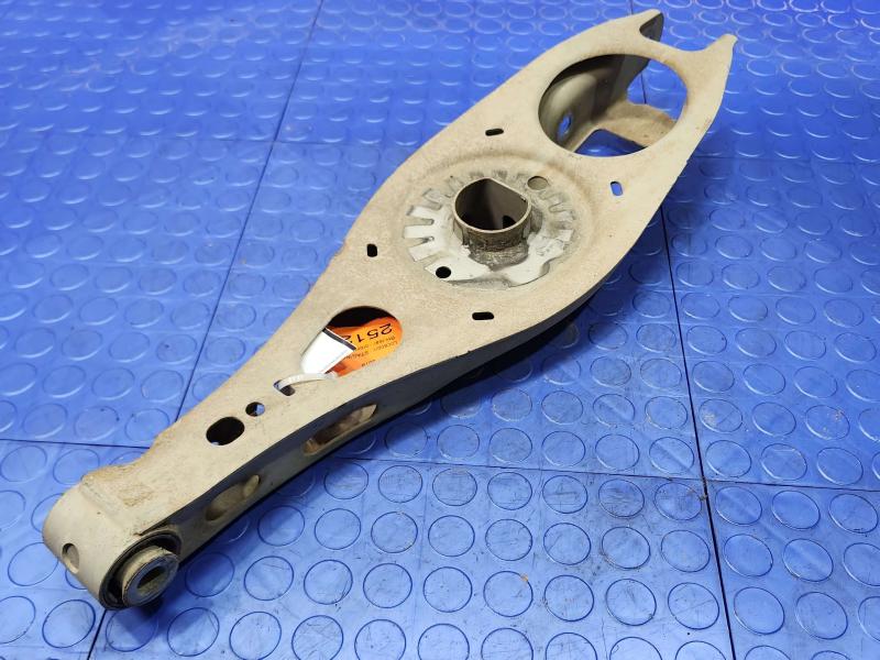 2019 GMC Terrain Lower Control Arm Rr