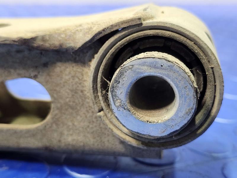 2019 GMC Terrain Lower Control Arm Rr